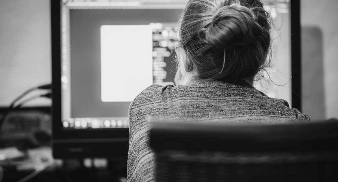 home office 4996834 1280