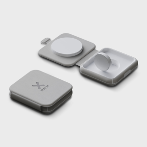 Xtorm foldable 2-in-1 wireless travel charger